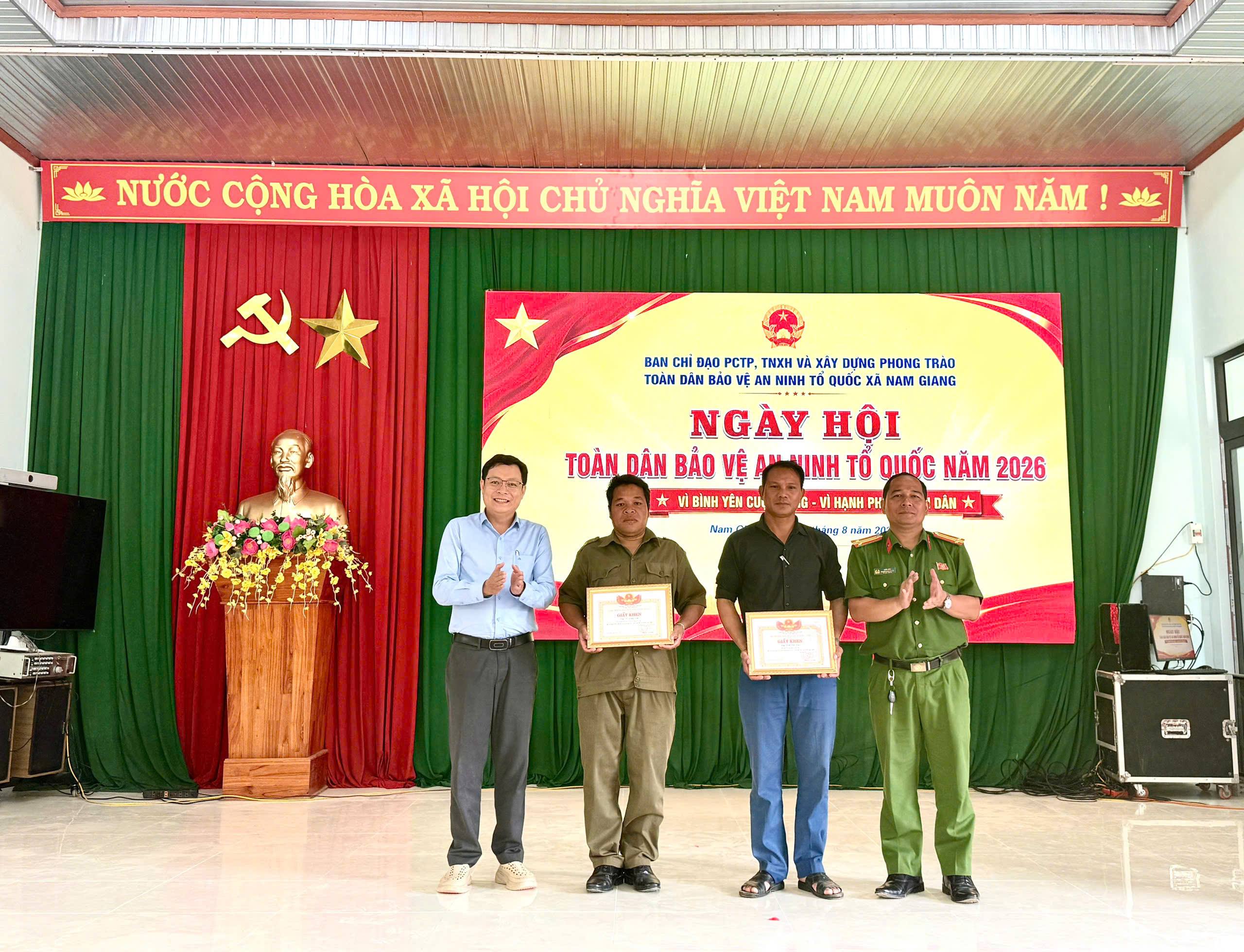 anh tin bai